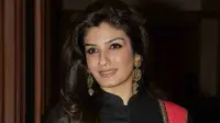 Selain memerankan Benazir Bhutto, Raveena Tandon juga dikabarkan siap menjadi produser untuk film yang belum diberi judul tersebut.