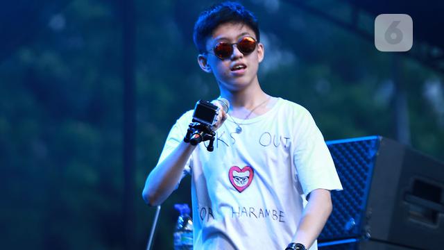 [Bintang] Rich Brian