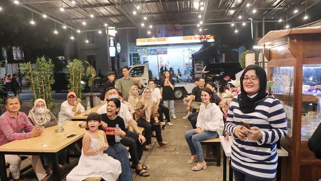 Satu Tahun Merintis, Ini 6 Momen Perayaan Anniversary Bisnis Kuliner Ibnu Jamil