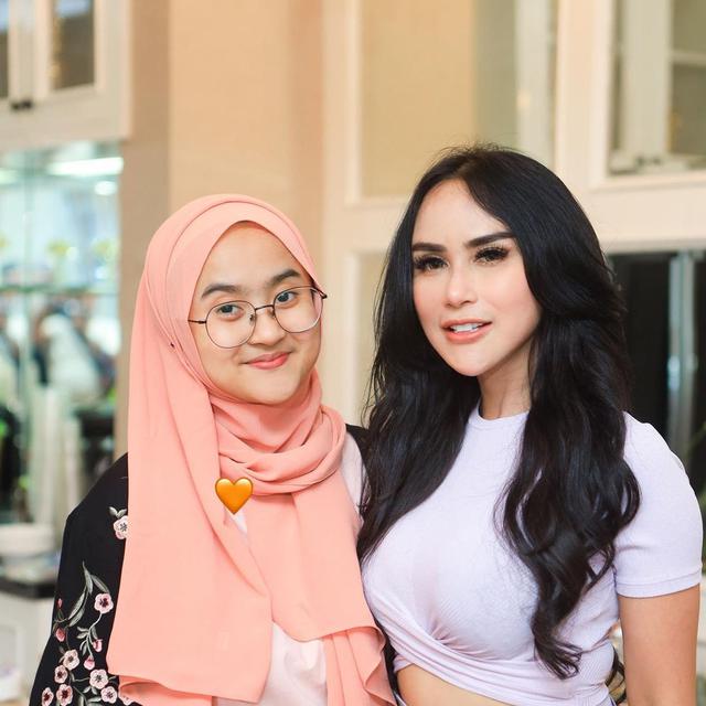 Jarang Tersorot, Ini 6 Potret Kayla Atmaja Cucu Mpok Atiek Sekaligus Anak Bebizie