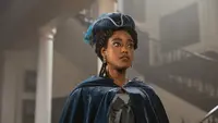 Arsema Thomas di Queen Charlotte: A Bridgerton Story. (Nick Wall/Netflix © 2023)