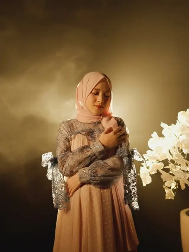 5 Potret Terbaru Nissa Sabyan Pakai Gamis Ini Jadi Sorotan, Diterpa Isu Hamil