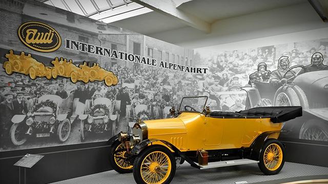 Mobil era 1900-1920-an (Boredpanda)