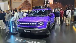 Intip Deretan Mobil Warna Ungu yang Jadi Magnet Pengunjung GIIAS 2026