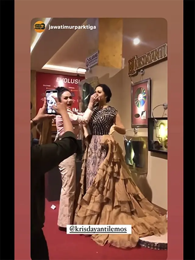 [Fimela] Krisdayanti