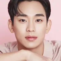 Berikut rutinitas skincare yang bikin kulit Kim Soo Hyun tetap mulus tanpa jerawat (Foto: COSRX)