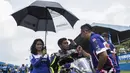 Para pebalap bersiap mengikuti Yamaha Sunday Race seri 1 di Sirkuit Sentul, Bogor, Minggu (8/4/2018). Lomba ini diselenggarakan oleh Yamaha Indonesia Motor Manufacturing dengan mempertandingan 10 kelas. (Bola.com/Vitalis Yogi Trisna)