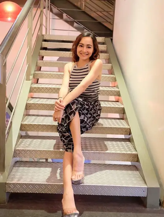 (Instagram/rezerdewi)