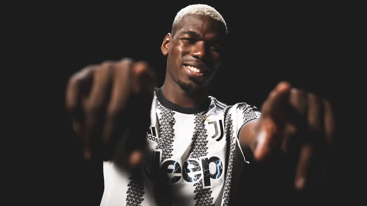 Gelandang anyar Juventus, Paul Pogba