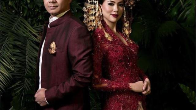 Delon, dan sang istri, Aida Chandra (Foto: Instagram/@aimutz)