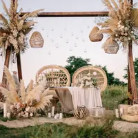 Ilustrasi Dekorasi Menikah/https://www.shutterstock.com/dfrolovXIII