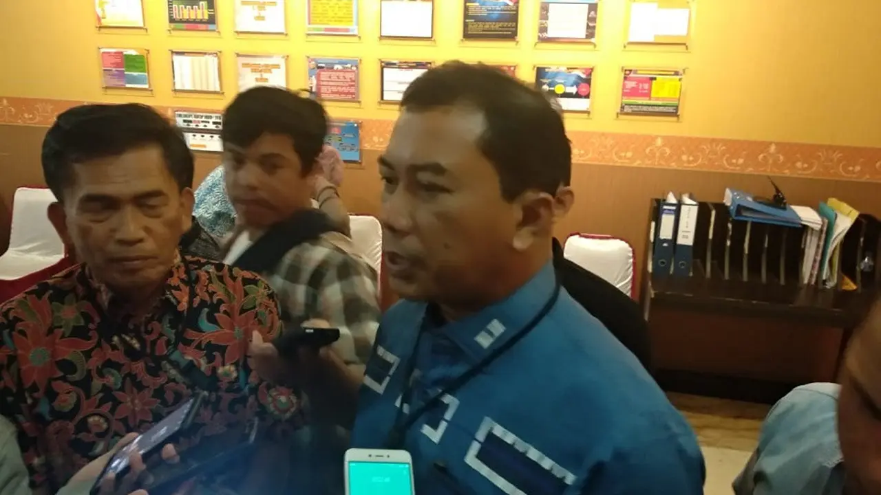 Direktur Reserse Kriminal Khusus Polda Sulsel, Kombes Pol Yudhiawan Wibisono tegaskan pihaknya lanjutkan kembali penyidikan kasus dugaan korupsi Bandara Mangkendek, Kabupaten Tana Toraja, Sulsel (Liputan6.com/ Eka Hakim)