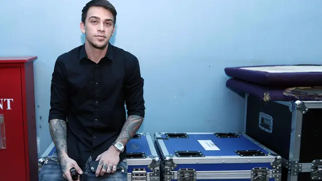 [Bintang] Sean Azad