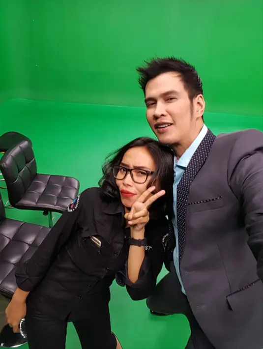 Ryan Thamrin dikenal sebagai dokter yang menangani masalah seksologi dan kesehatan reproduksi. Berbagai ilmunya di dunia kesehatan pun melambungkan namanya dalam sederet acara talkshow dan rubrik konsultasi kesehatan. (Twitter.com/ryanthamrin)