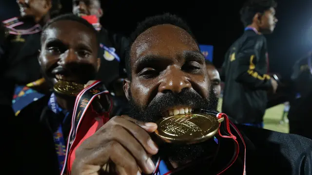 Foto: Dua Gol Ricky Cawor Bawa Papua Raih Emas di PON XX Papua