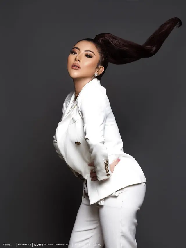 Terseret Masalah Rumah Tangga Vicky Prasetyo, Ini 6 Potret Ayu Aulia