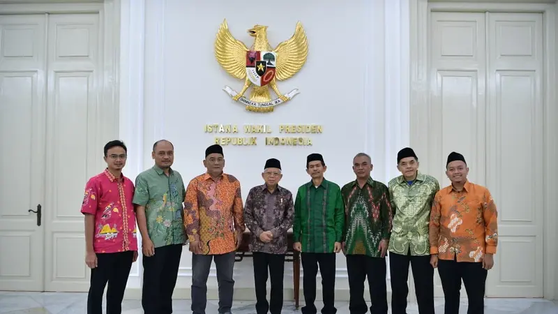 Wakil Presiden (Wapres) Ma'ruf Amin menerima kunjungan Dewan Pengurus Pusat Serikat Petani Indonesia (DPP SPI)