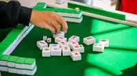 How to play mahjong. (Photo: Mick Haupt/Unsplash)