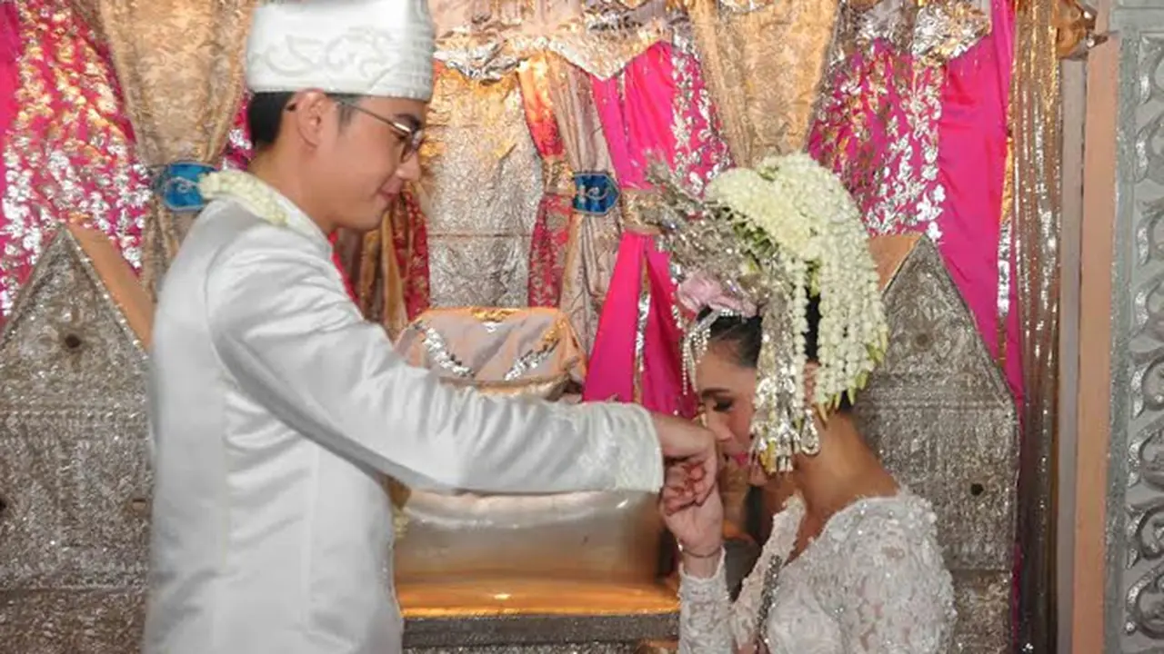 Rizky Kinos dan Nycta Gina