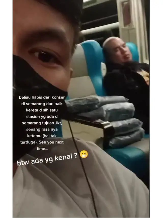 6 Potret Warganet Tak Sengaja Bertemu Artis di Jalan, Bikin Salah Tingkah