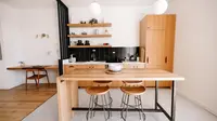 9 Rekomendasi Lantai Dapur Minimalis Tahan Lama, Ini Kelebihan dan Kekurangannya