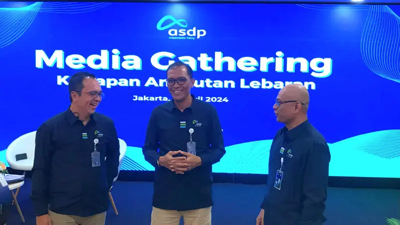 Direktur Komersial dan Pelayanan ASDP Indonesia Ferry M. Yusuf Hadi dalam Media Gathering Angkutan Lebaran ASDP 2024, di Kantor ASDP, Jakarta, Rabu (3/4/2024). (Dok ASDP)