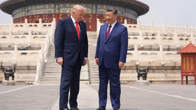 Momen Akrab Donald Trump dan Xi Jinping di Temple of Heaven Beijing