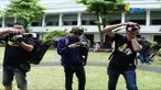 Komunitas fotografi memilih menghabiskan waktu jelang berbuka puasa dengan motret bareng