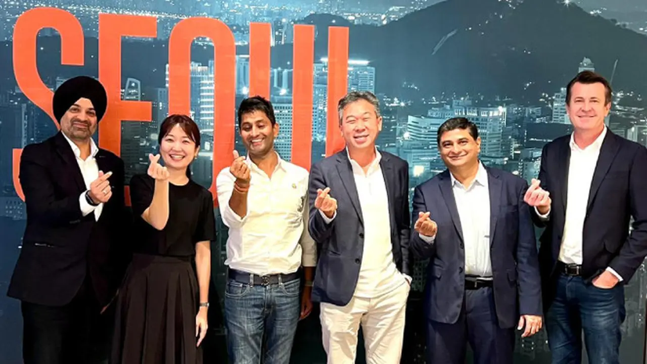 Gagandeep Manchanda, Senior Market Engagement Manager at GSMA; Sue Lee, Strategic Partner Manager - Korea Telco Ecosystem Partnerships at Meta; Pushpendra Singh: Head of New Programs, Telco Ecosystem Partnerships at Meta; Yap Kok Leong, Chief Executive Of