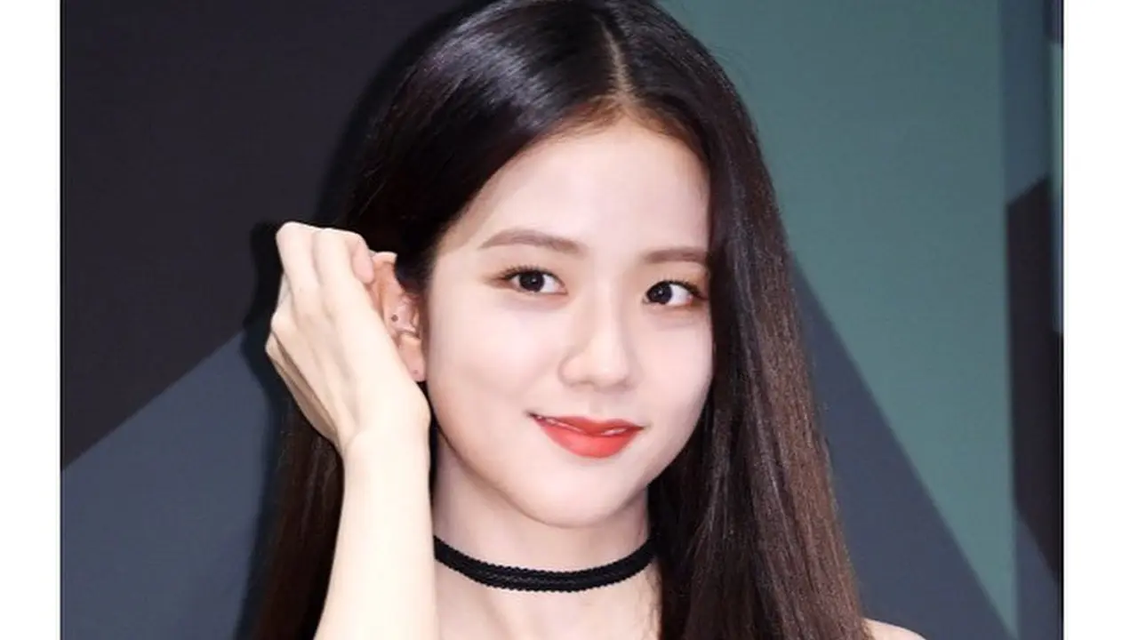 Jisoo blackpink/Jisoo instagram @sooyaaa__
