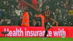 Penyerang Bournemouth asal Ghana #24, Antoine Semenyo, merayakan gol pertamanya dalam pertandingan Premier League Inggris antara Bournemouth dan Fulham di Stadion Vitality, Bournemouth, Inggris selatan, pada 3 Oktober 2025. (Glyn KIRK/AFP)