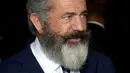 Penantian utama Mel Gibson soal anak ke-9 nya memang mengundang berbagai komentar dari netizen. Mengingat usia Mel yang saat ini sudah menginjak usia 60 tahun, sedangkan Rosalind Ross yang masih berusia 26 tahun. (AFP/Bintang.com)