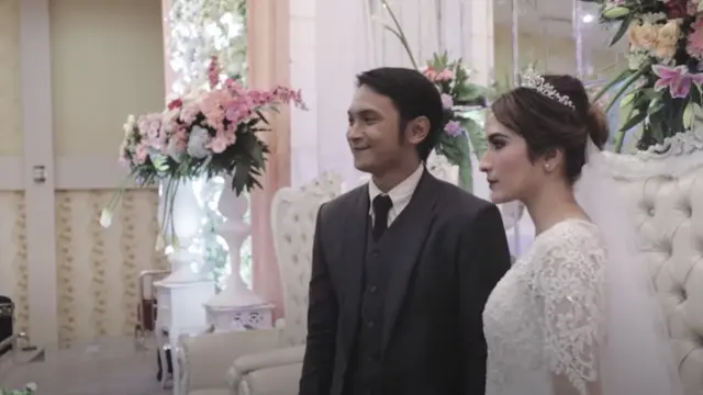 6 Potret Pernikahan Reiner Manopo dan Shirin Shafira di Video Klip, Didoakan Balikan