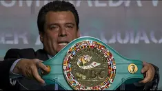 Sabuk juara WBC bertabur emas emerald yang akan diperebutkan Folyd Mayweather dan Manny Pacquiao (Youtube-Mailonline)