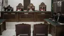 Kursi terdakwa kosong saat sidang lanjutan Gatot Brajamusti yang ditunda di Pengadilan Negeri Jakarta Selatan, Selasa (27/3). Dalam sidang kali ini Jaksa Penuntut Umum (JPU) tidak dapat menghadirkan Gatot. (Liputan6.com/Faizal Fanani)