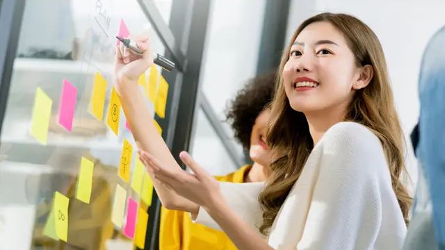 menjadi pemimpin/Copyright shutterstock.com/g/whyframe