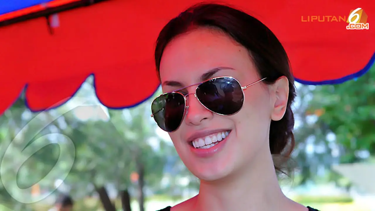 sophia-muller-produser-130708c.jpg