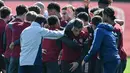 Liga Champions menjadi satu-satunya kompetisi yang tersisa di luar Liga Inggris. Arsenal sebelumnya kalah dari Man City di final Carabao Cup dan secara mengejutkan tersingkir dari perempatfinal Piala FA setelah kalah dari Southampton. (AFP/Glyn Kirk)