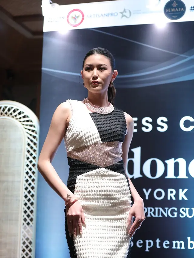 7 Desainer dan Brand RI akan Unjuk Karya di New York Fashion Week, Ivan Gunawan hingga Didiet Maulana