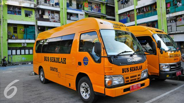 Bus Sekolah Bisa Tekan Potensi Tawuran Pelajar Otomotif Liputan6 Com