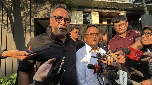 kuasa hukum Silmy Karim, T.M. Achram dan Sahala Siahaan