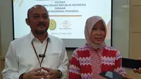 Direktur Bisnis Kurir &amp; Logistik Pos Indonesia Siti Choiriana (kanan) dalam kerja sama Mahkamah Agung (MA) dengan Pos Indonesia untuk penanganan kiriman dokumen surat tercatat. (Dok PT Pos Indonesia)