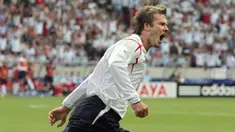 David Beckham mencetak gol terakhirnya di Piala Dunia bersama Timnas Inggris pada 2006 silam. (AFP/John Macdougall)