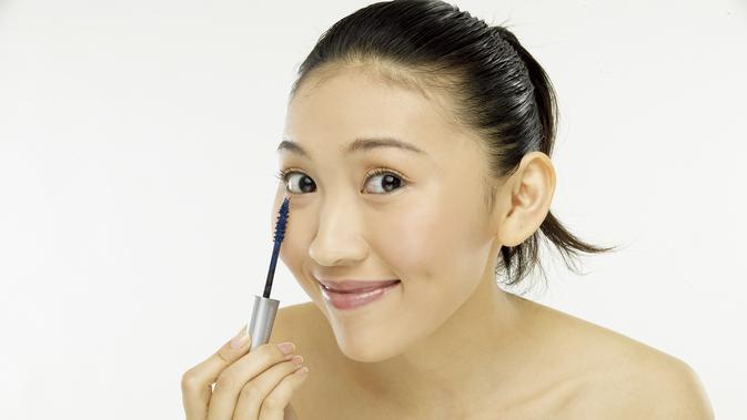 Tutorial Makeup  Simpel ala Korea  untuk Sehari  hari  