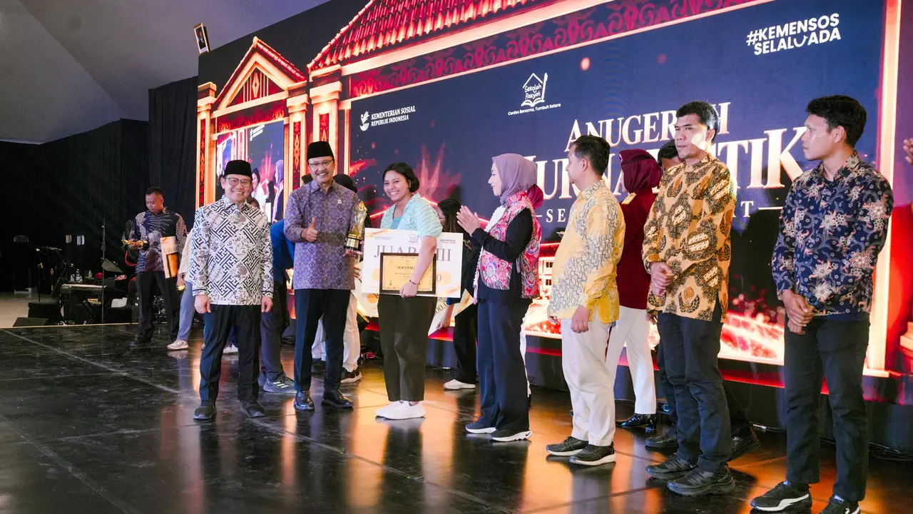 Kemensos Gelar Anugerah Jurnalistik Sekolah Rakyat 2026, Gus Ipul Soroti Peran Penting Media