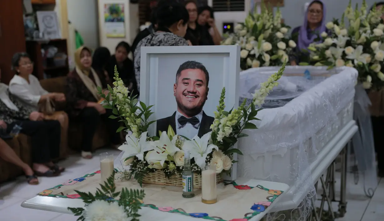 Jenazah Mike Mohede akan dimakamkan pada Selasa, (2/8/2016) di Tempat Pemakaman Umum Tanah Kusir pada pukul 11.00. (Adrian Putra/Bintang.com)