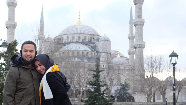 [Bintang] Shireen Sungkar dan Teuku Wisnu