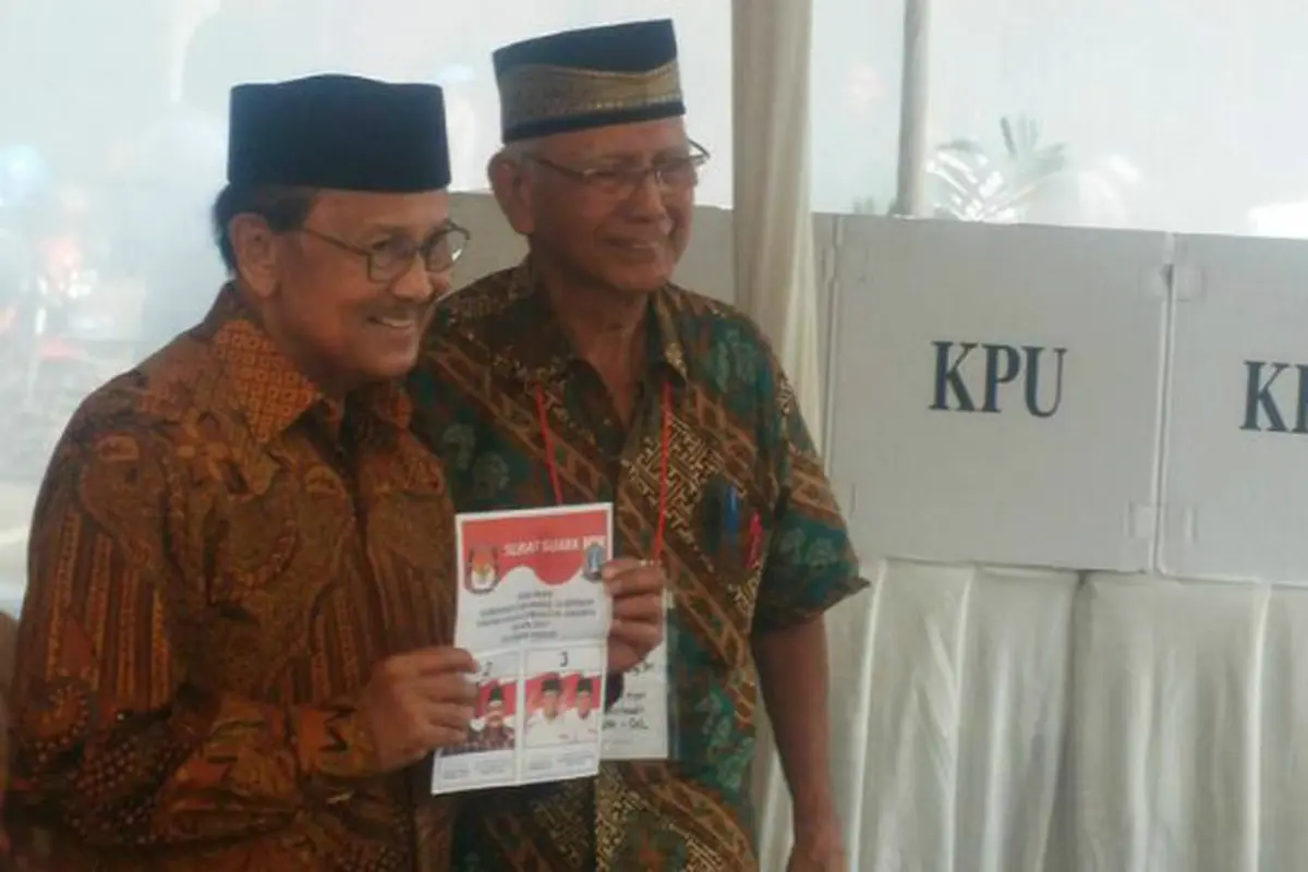 Habibie Ikut Coblos Pilkada DKI 2017 Putaran Kedua