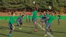 Gelandang Timnas Indonesia U-19, Egy Maulana Vikri, bersama rekan-rekan berlatih di Paju National Football Centre, Gyeonggi, Minggu (29/10/2017). Persiapan dilakukan Timnas U-19 jelang laga Kualifikasi Piala Asia 2018. (Bola.com/Media PSSI)