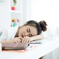 Lelah secara mental bisa memiliki efek buruk jangka panjang/copyright freepik/jcomp